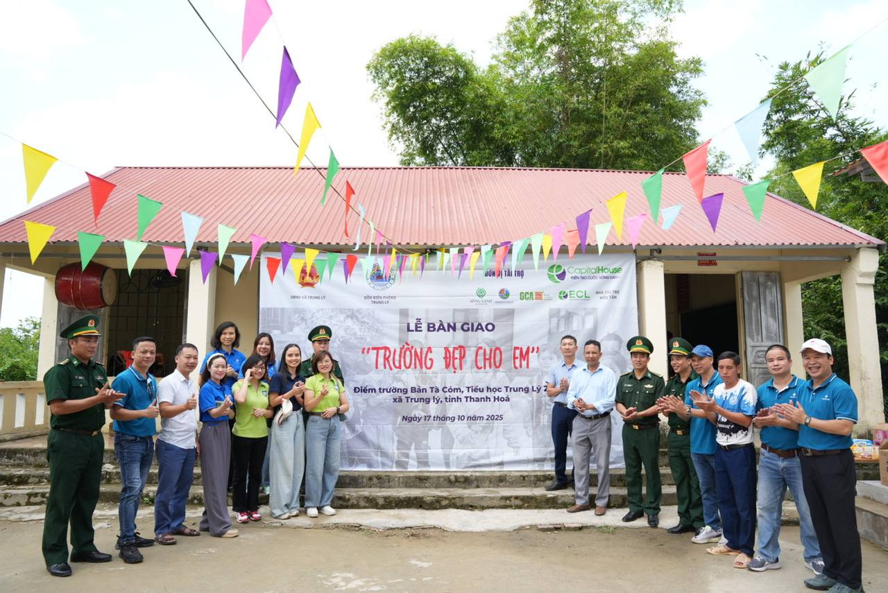 Quỹ Từ thiện Sống xanh - Hành trình yêu thương đến Mường Lát