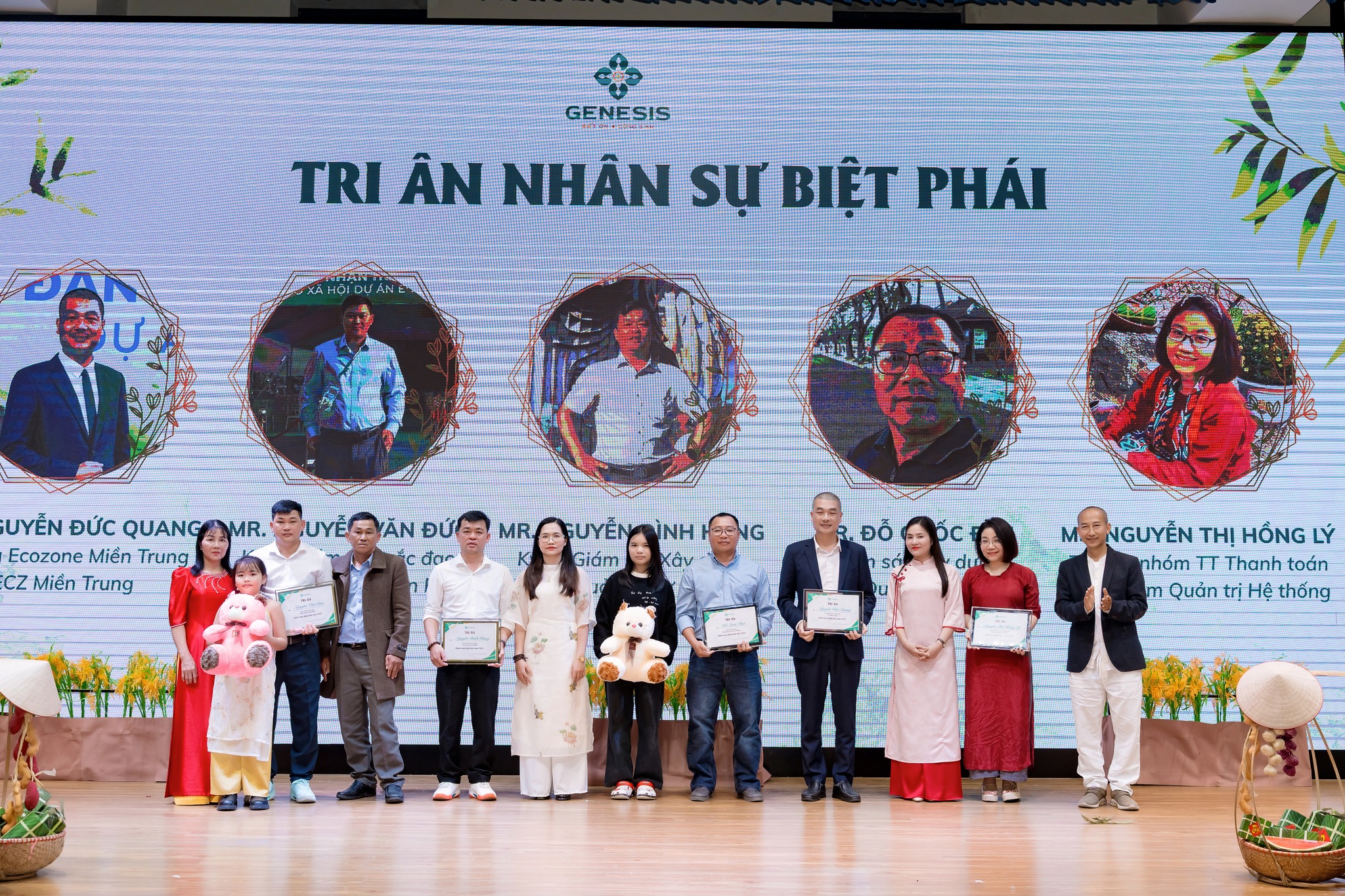 Bữa tiệc Chiều cuối năm: Vì Cây Có Cội